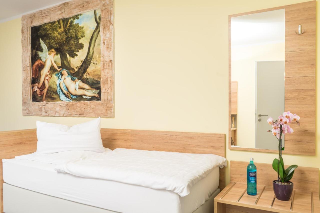 Hotel Sparta Oldenburg Buitenkant foto